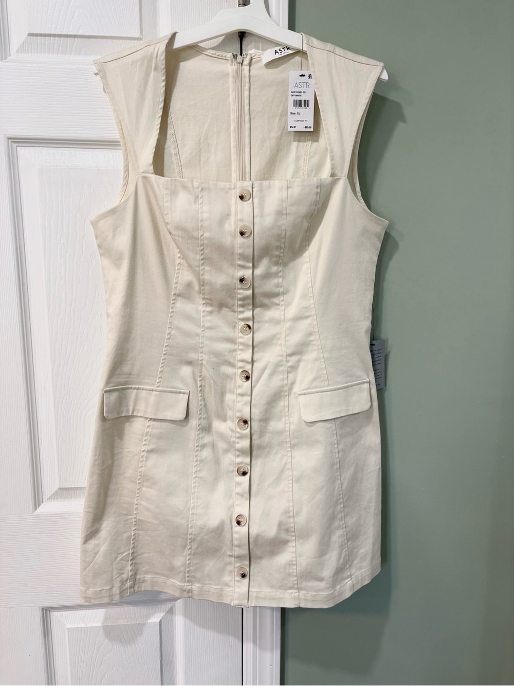 ASTR the label Off White Button-Front Sleeveless Mini Dress